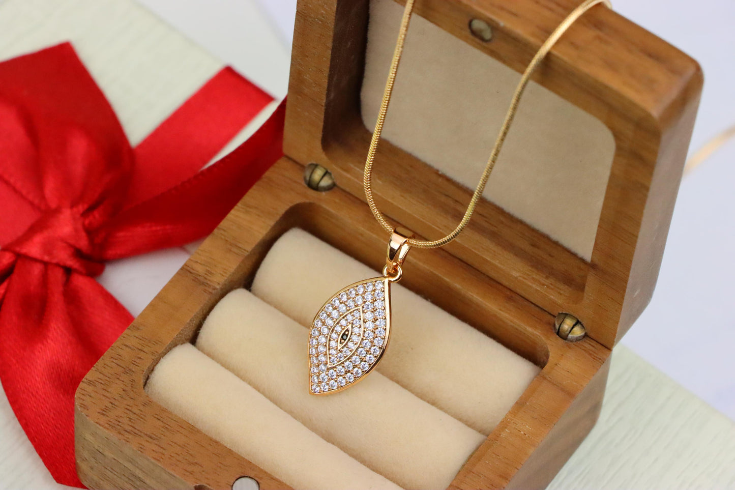 Rose Gold Eye Leaf Pendant with White and Black Crystal Detail, XPPT1254 (2125-10)