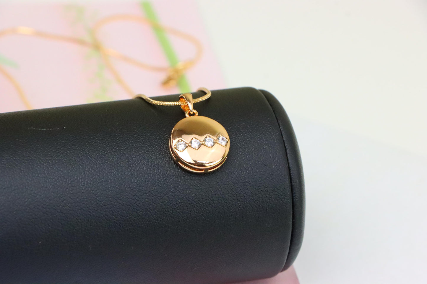 Round Rose Gold Pendant with Zigzag White Crystal Accent Design, XPPT1255 (2126-1)