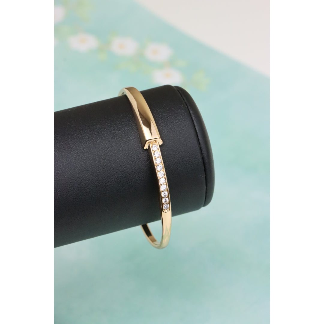 Minimalist Rose Gold Bangle with Sleek Cubic Zirconia Accent Line, XPBL0555 (2056-5)