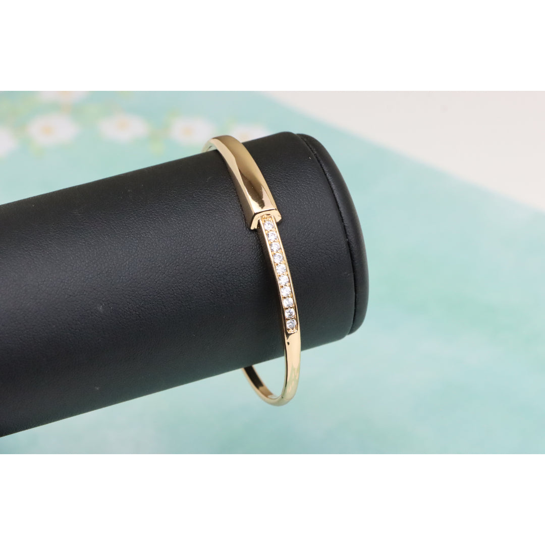 Minimalist Rose Gold Bangle with Sleek Cubic Zirconia Accent Line, XPBL0555 (2056-5)