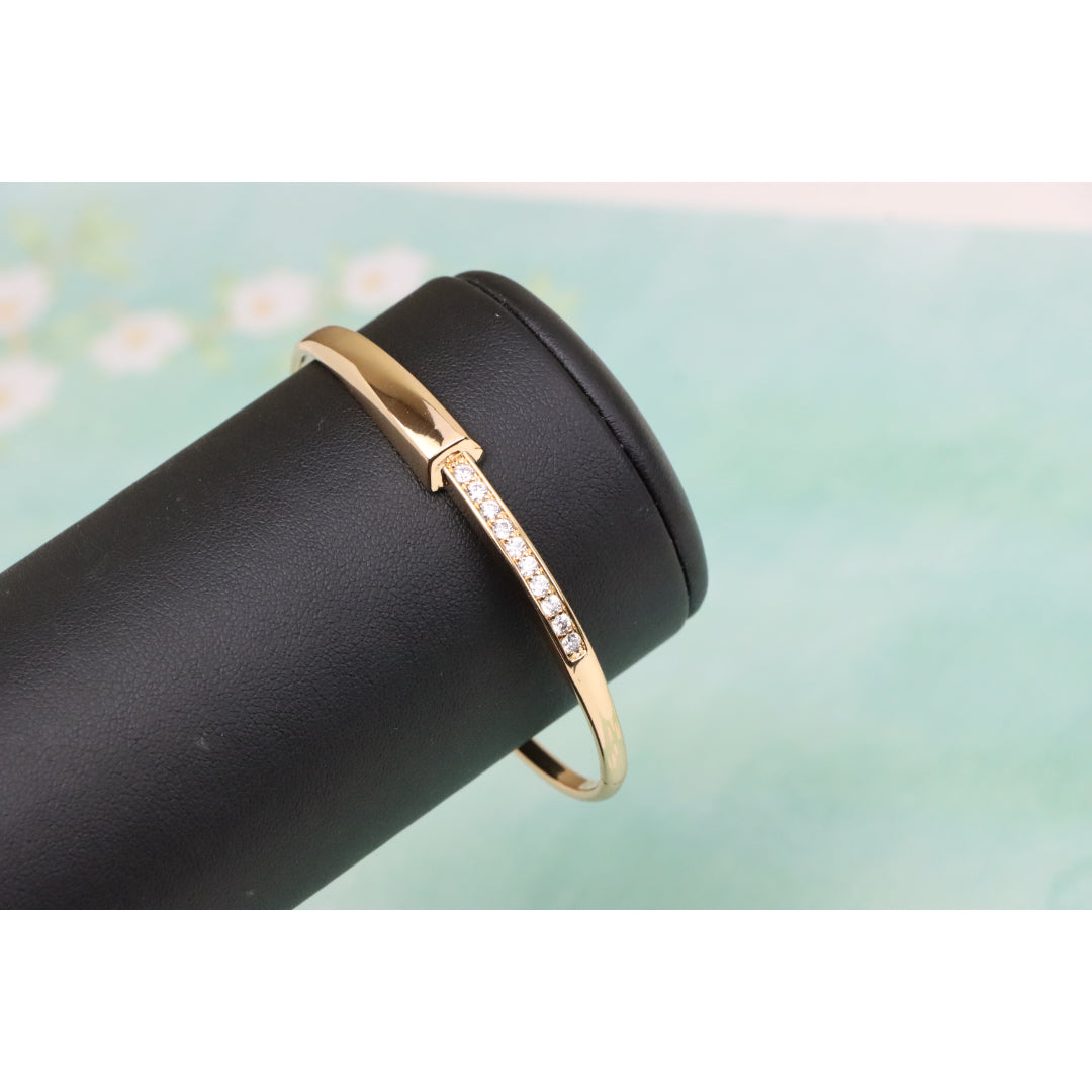Minimalist Rose Gold Bangle with Sleek Cubic Zirconia Accent Line, XPBL0555 (2056-5)