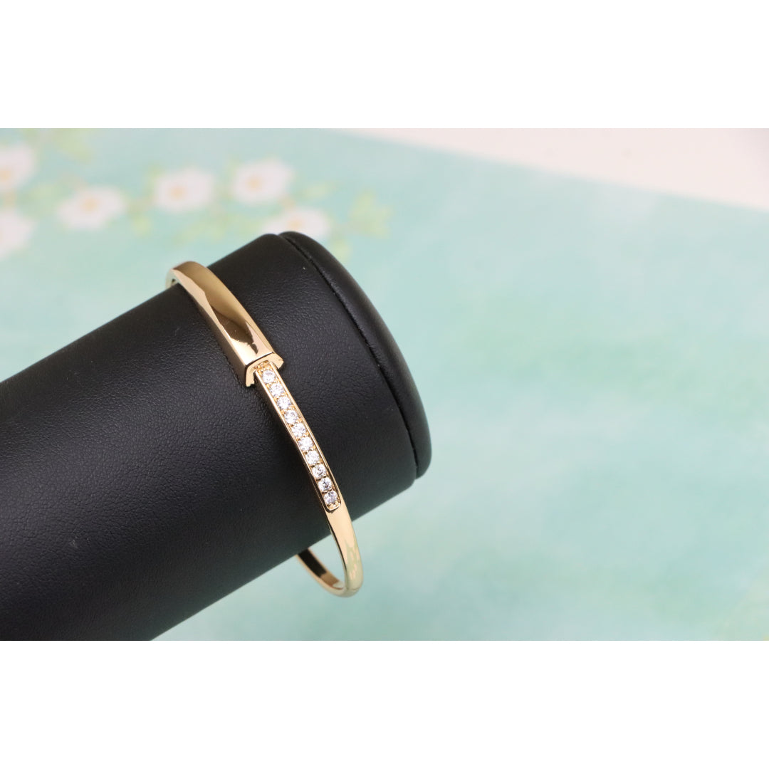 Minimalist Rose Gold Bangle with Sleek Cubic Zirconia Accent Line, XPBL0555 (2056-5)