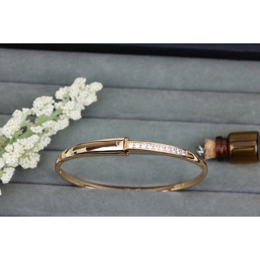 Minimalist Rose Gold Bangle with Sleek Cubic Zirconia Accent Line, XPBL0555 (2056-5)