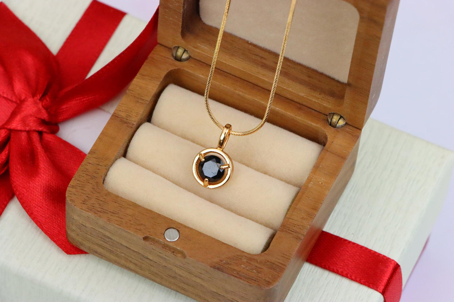 Round Black Pendant with Gold Finish – Elegant Statement Jewelry Piece, XPPT1706 (2150-6)