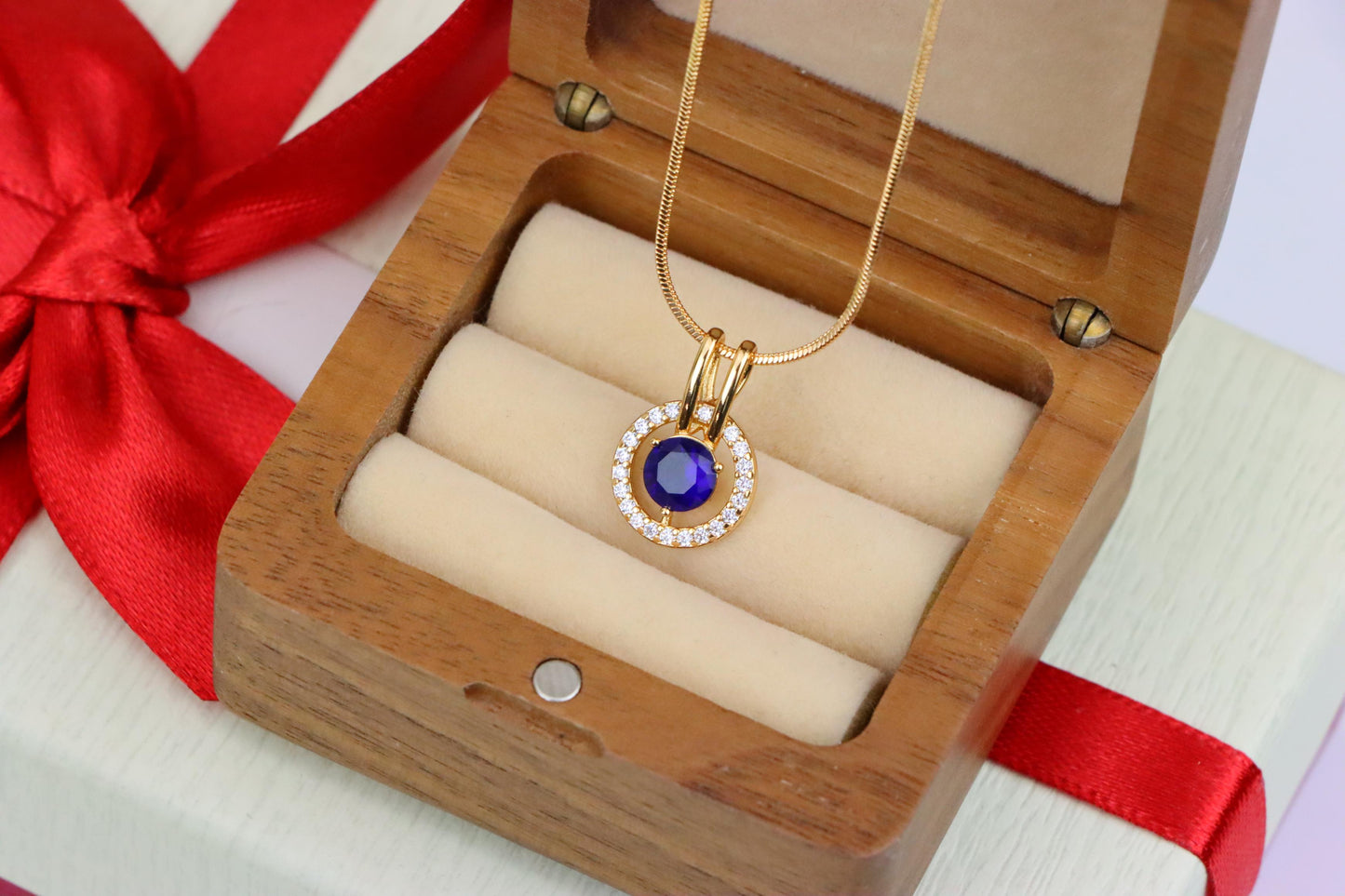 Elegant Blue Center Stone Pendant with Sparkling Halo Frame Design, XPPT1708 (2150-7)