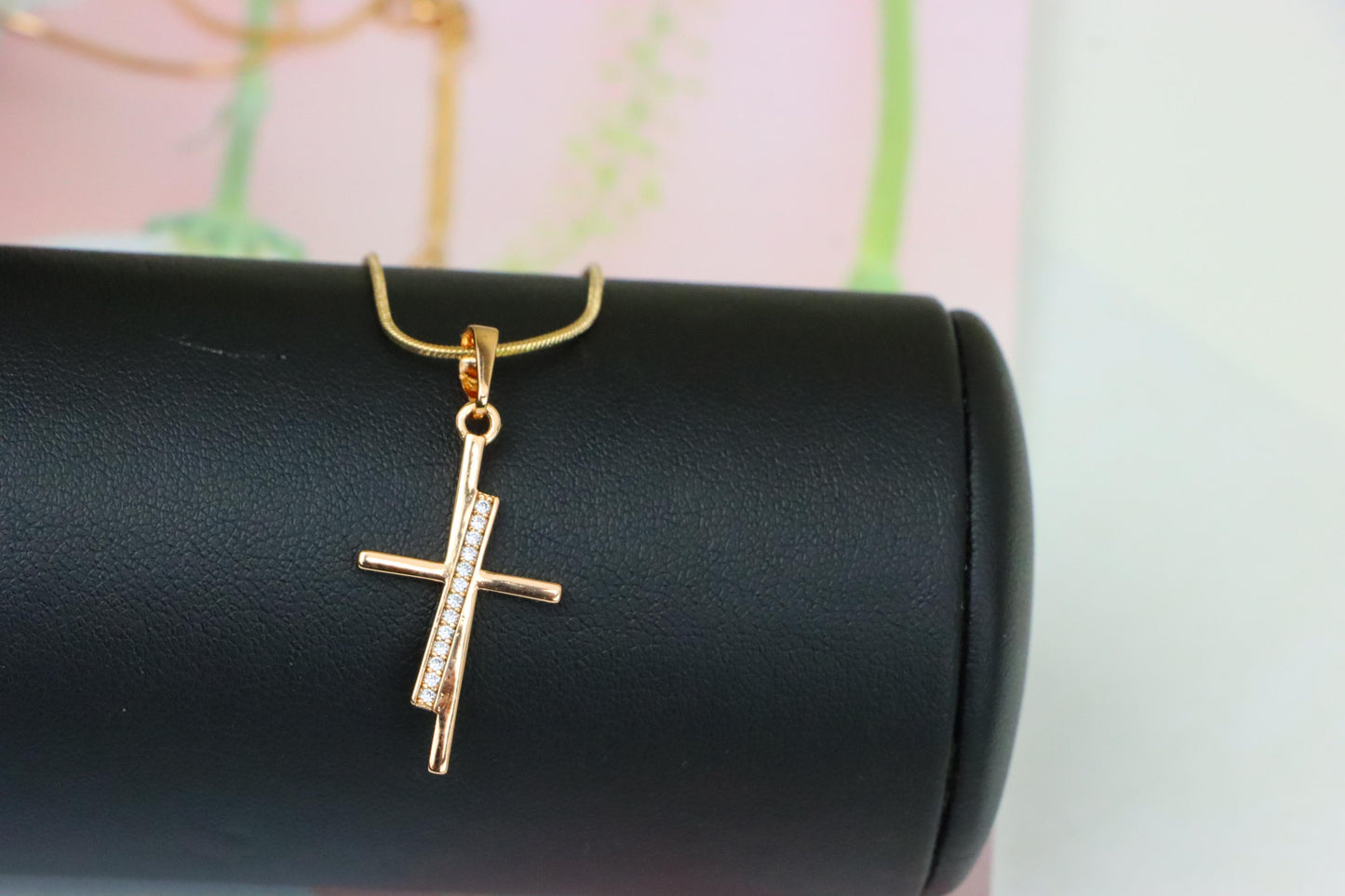 Elegant Rose Gold Cross Pendant with Embedded CZ Accents, XPPT1266 (2127-2)
