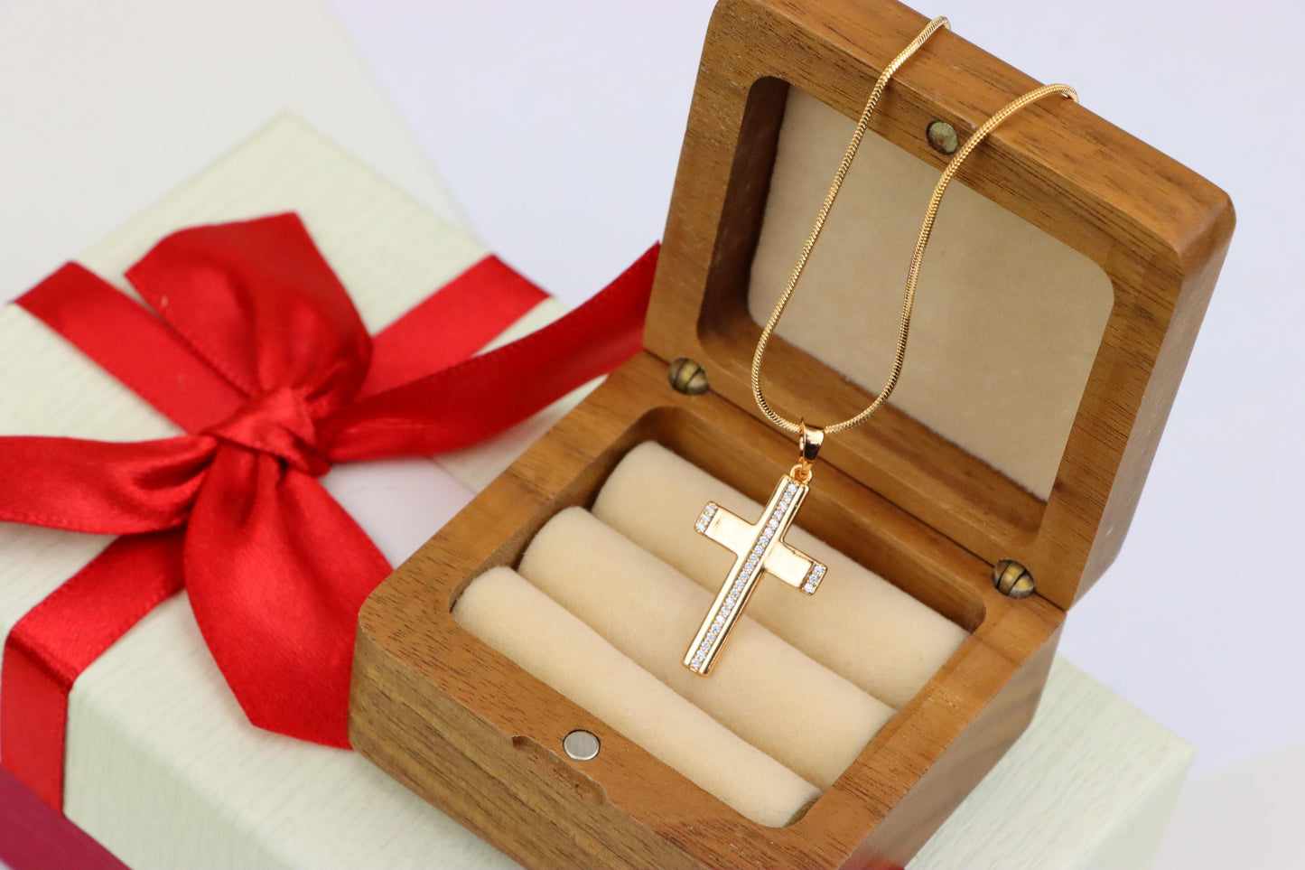 Elegant Rose Gold Cross Pendant with Crystal Inlay Design, XPPT1269 (2127-5)
