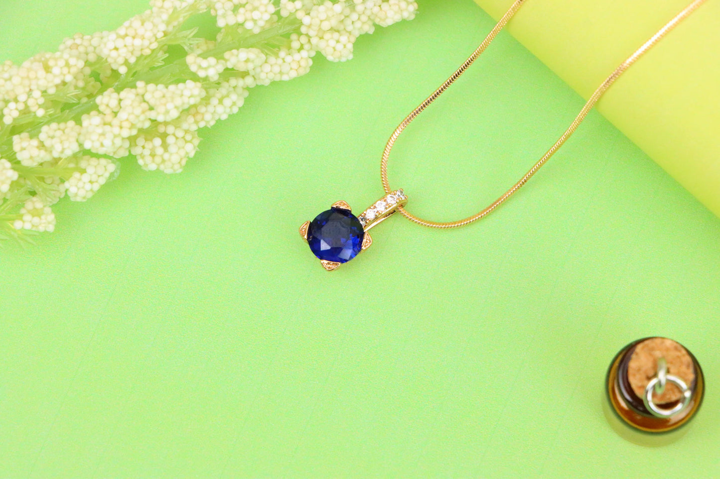Elegant Blue Round Pendant with Gold Plated Embellished Bail, XPPT1717 (2150-8)