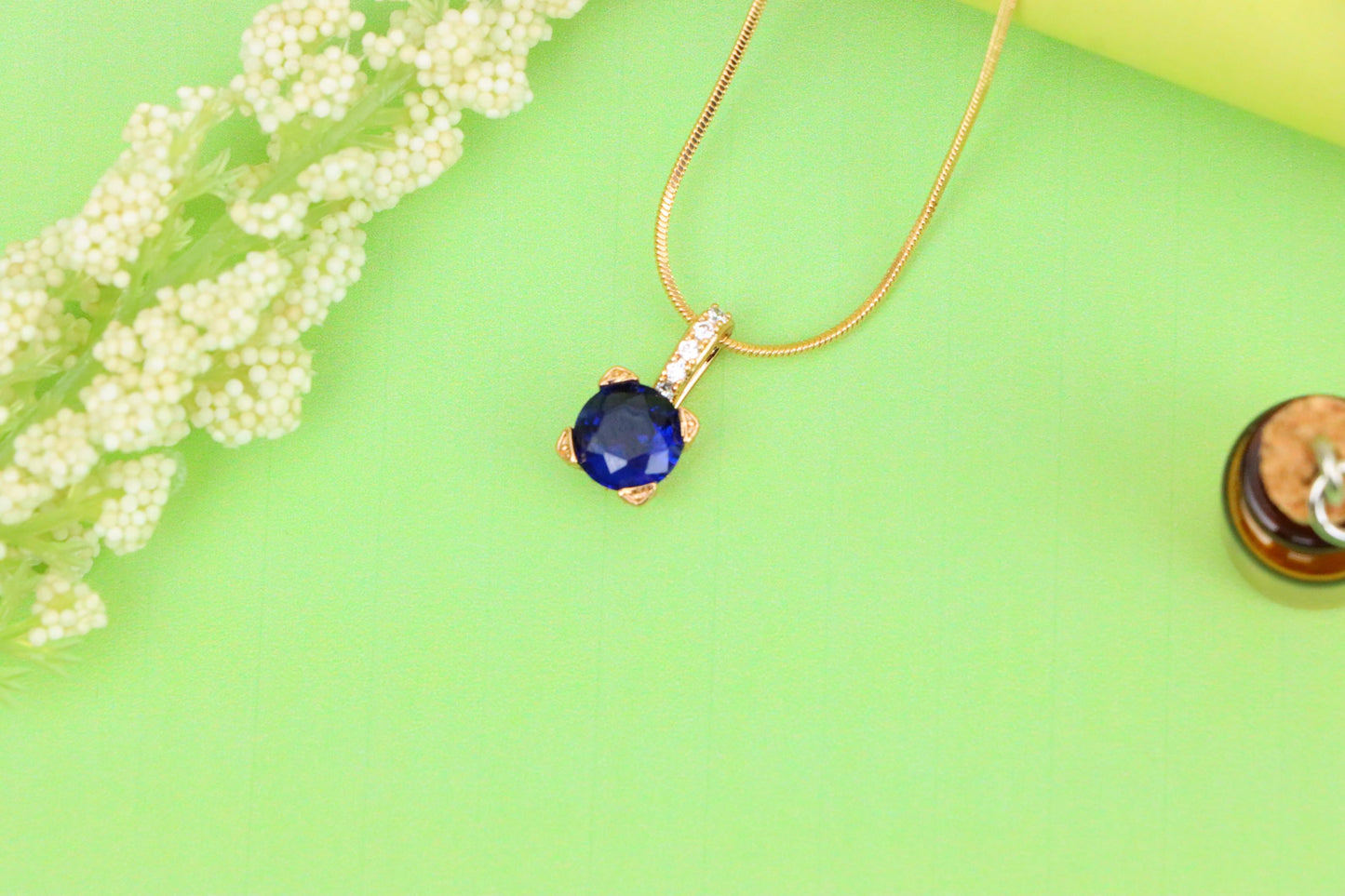Elegant Blue Round Pendant with Gold Plated Embellished Bail, XPPT1717 (2150-8)