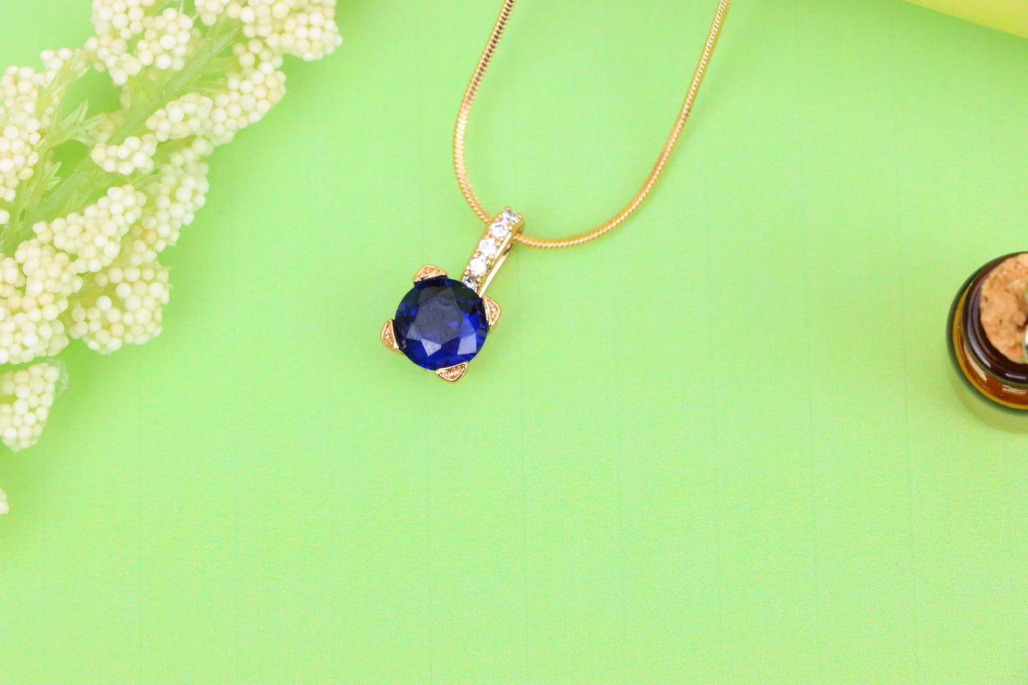 Elegant Blue Round Pendant with Gold Plated Embellished Bail, XPPT1717 (2150-8)