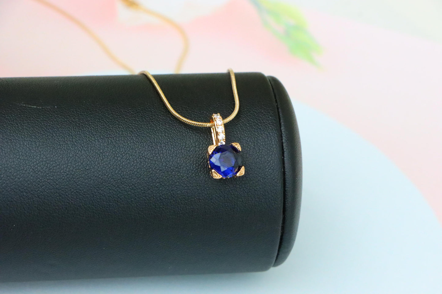 Elegant Blue Round Pendant with Gold Plated Embellished Bail, XPPT1717 (2150-8)