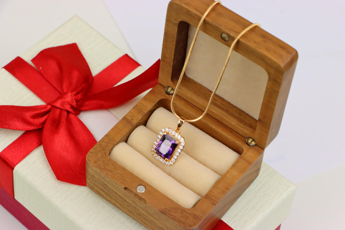 Purple Crystal Rose Gold Pendant with Sparkling White Stone Frame, XPPT1274 (2127-10)