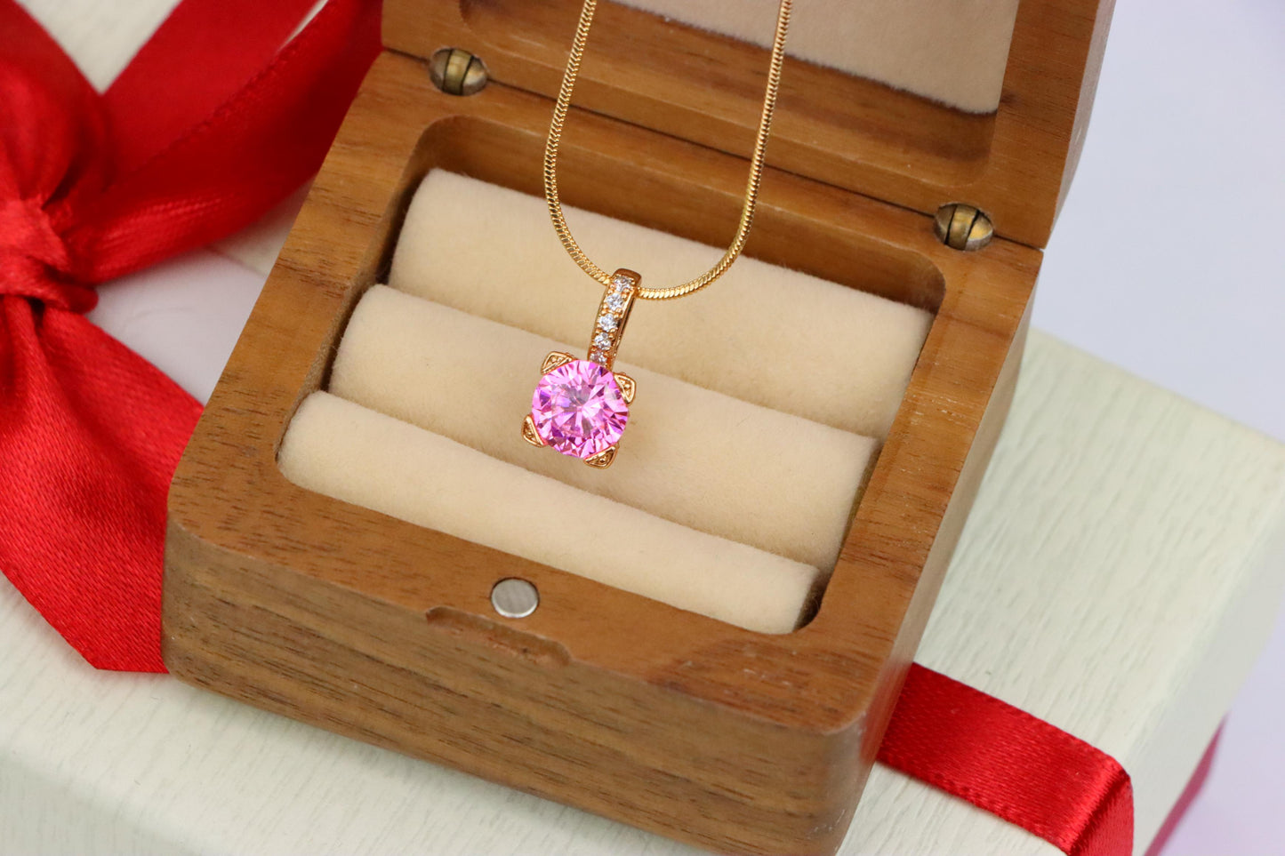 Elegant Pink Round Pendant with Gold Plated Sparkling Bail Detail, XPPT1720 (2150-8)