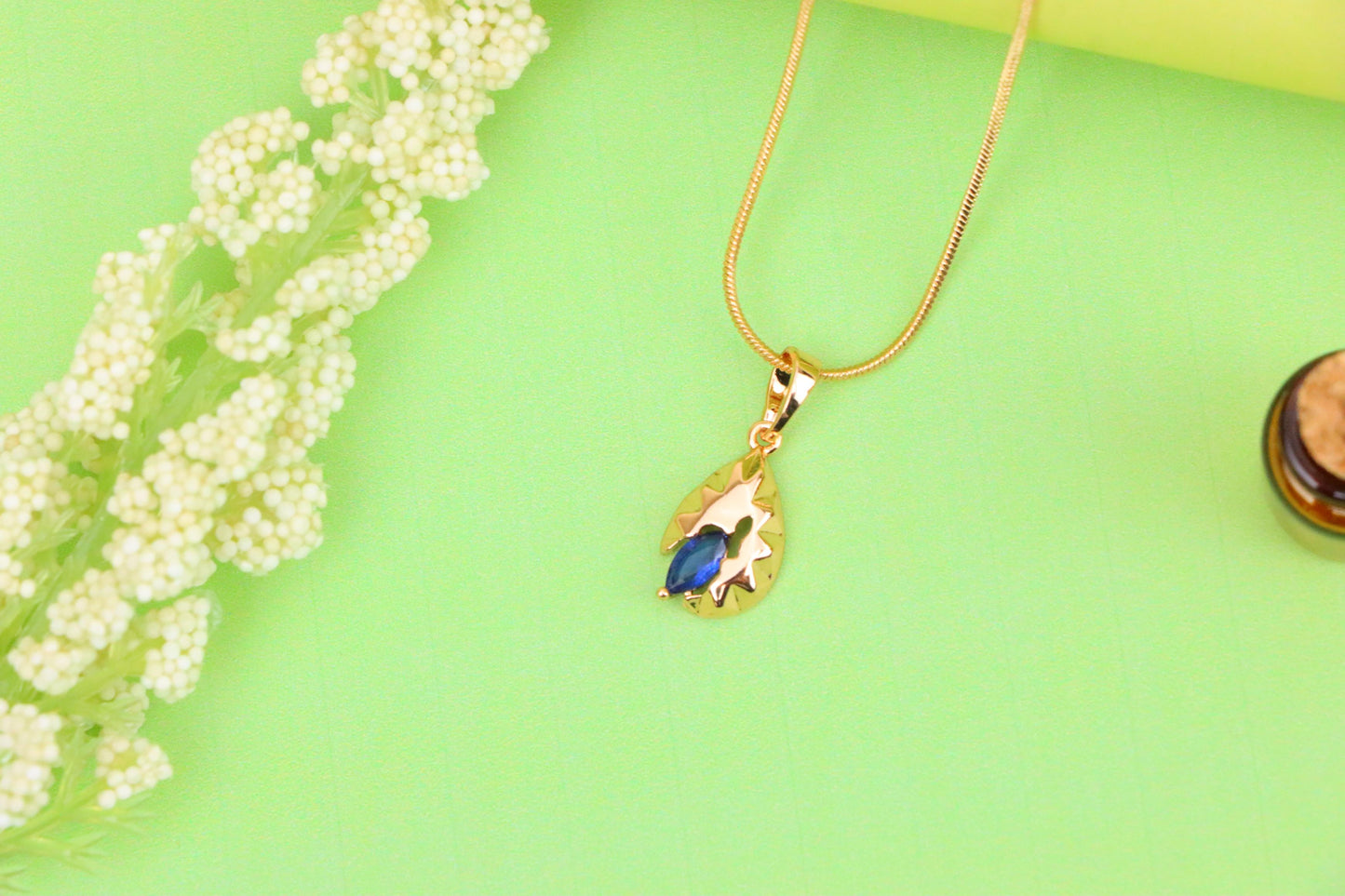 Teardrop Blue Stone Pendant with Textured Gold Plated Leaf Design, XPPT1721 (2150-9)