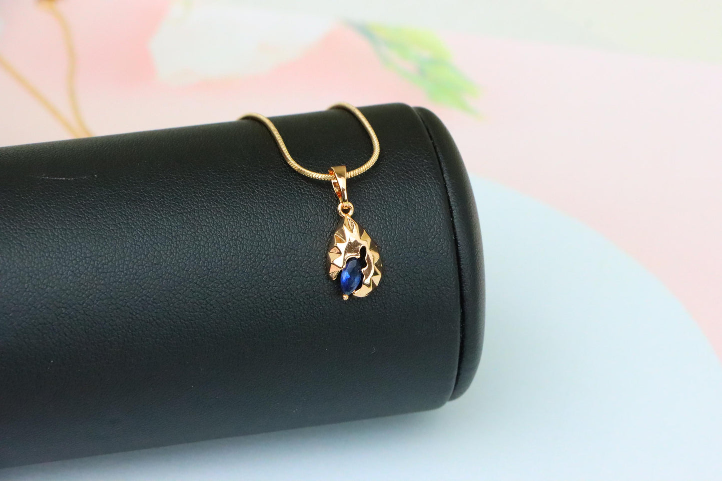 Teardrop Blue Stone Pendant with Textured Gold Plated Leaf Design, XPPT1721 (2150-9)