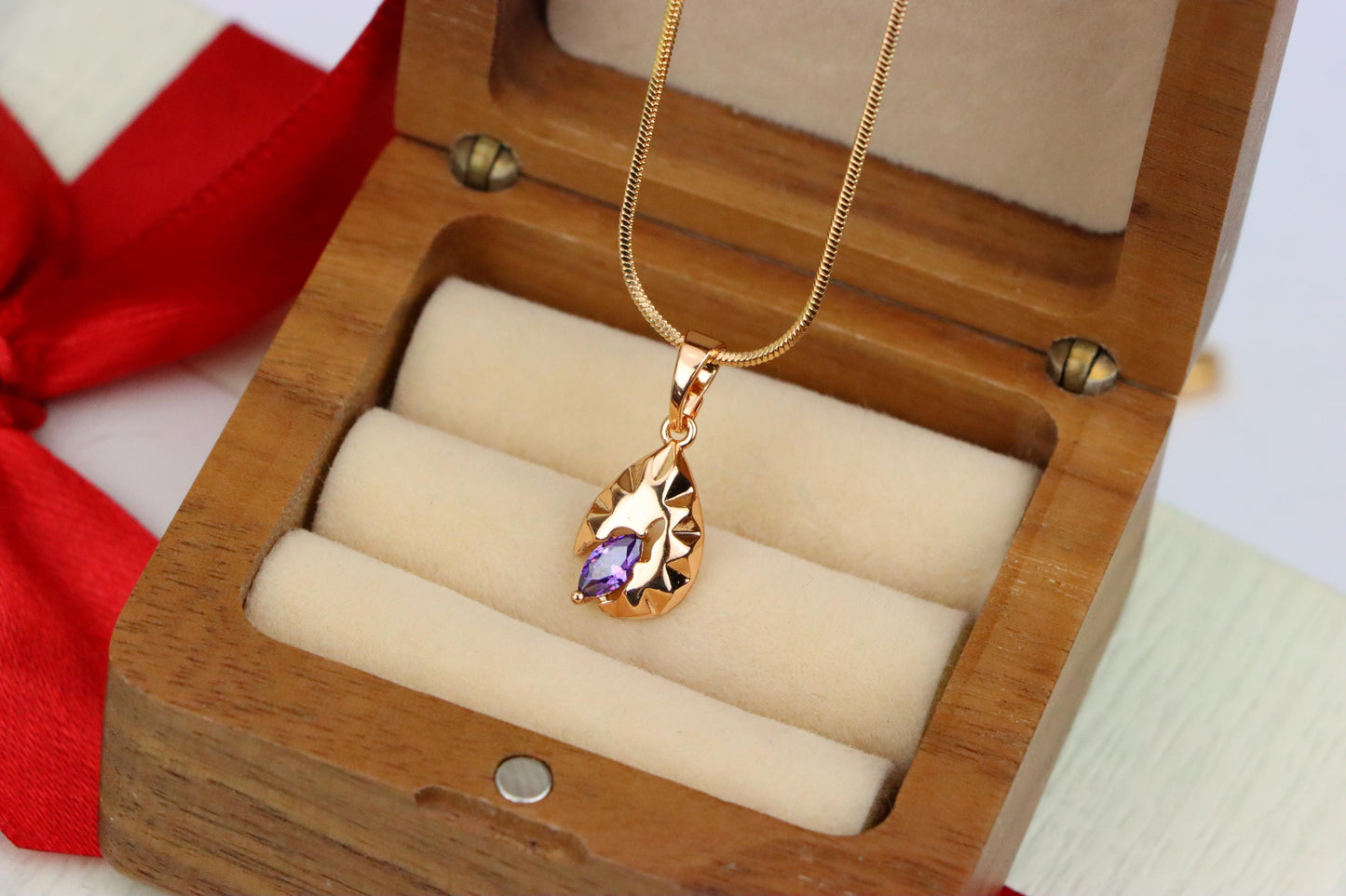 Gold Teardrop Pendant with Marquise Purple Stone and Artistic Texture, XPPT1723 (2150-9)
