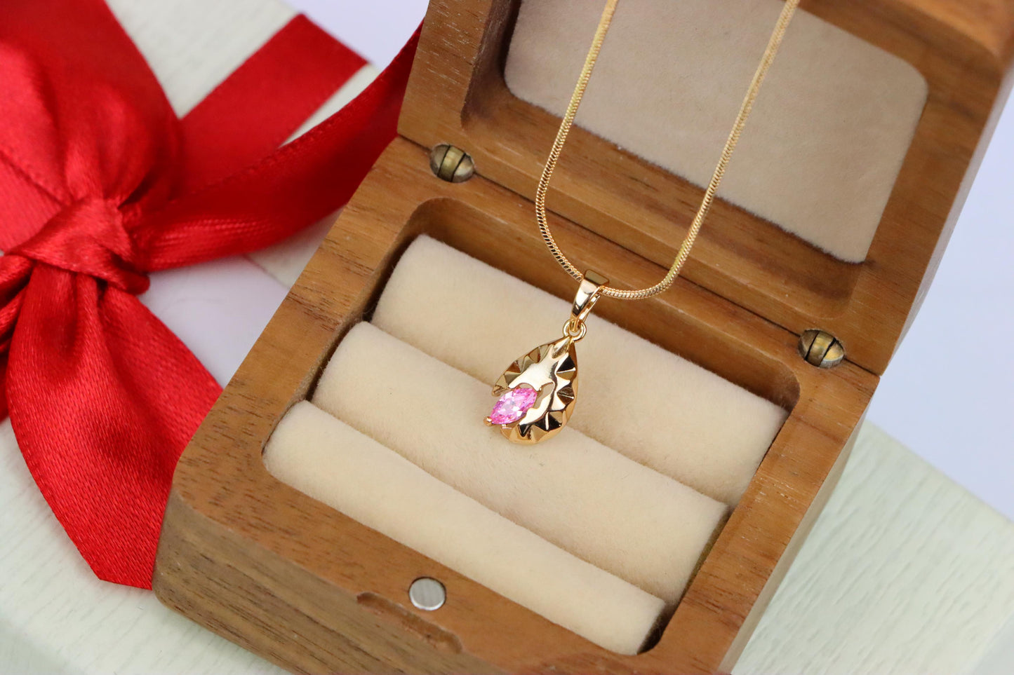 Gold Leaf Teardrop Pendant with Marquise Pink Stone Accent, XPPT1724 (2150-9)