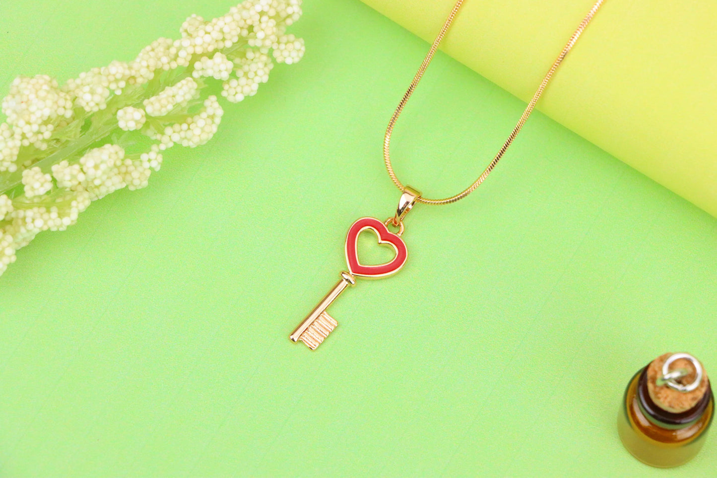 Heart-Shaped Key Design Rose Gold Pendant with Red Enamel Accent, XPPT1280 (2128-6)