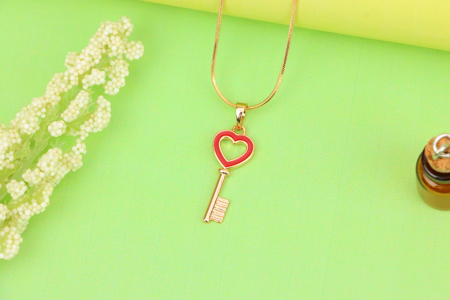 Heart-Shaped Key Design Rose Gold Pendant with Red Enamel Accent, XPPT1280 (2128-6)