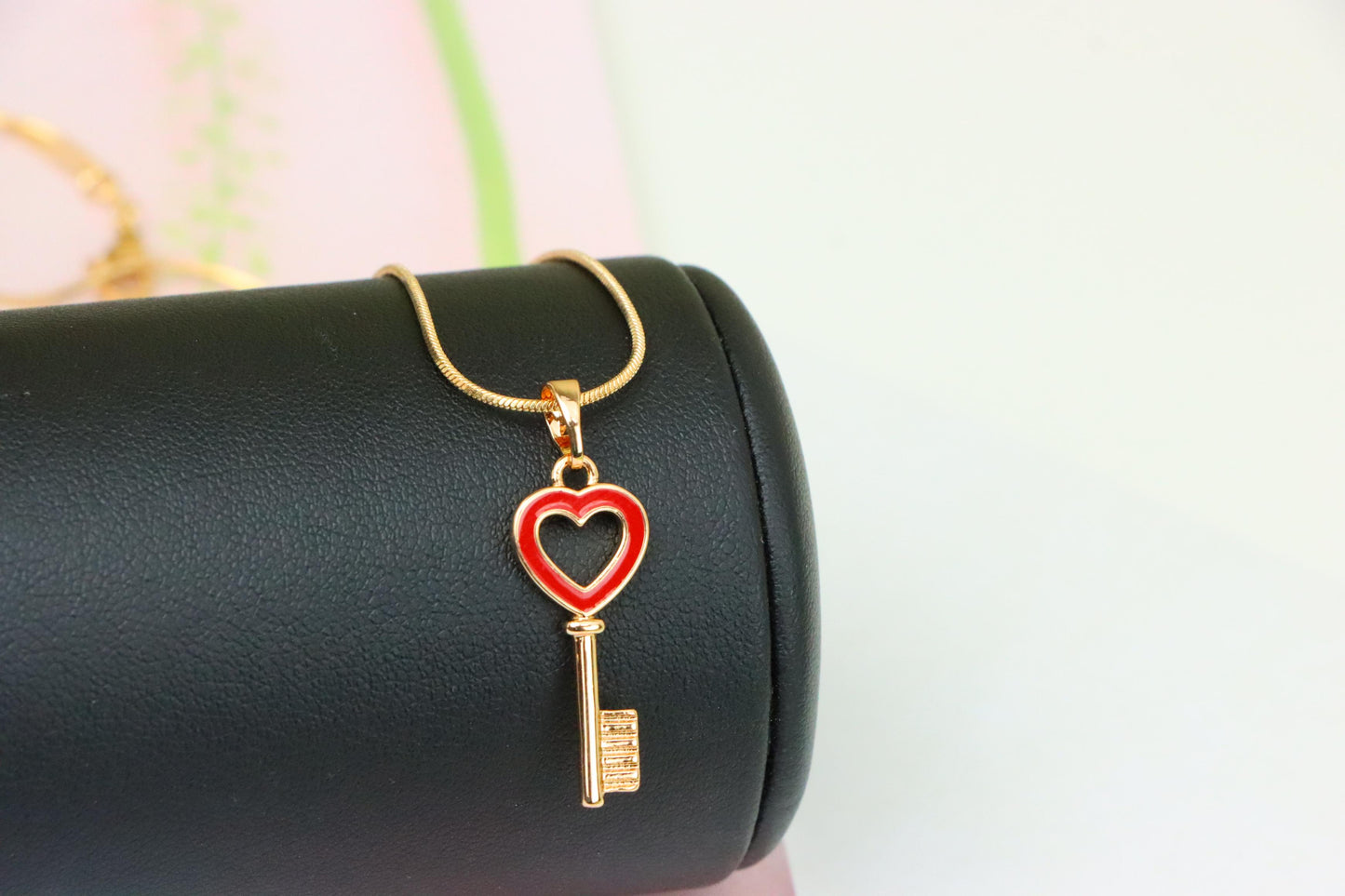 Heart-Shaped Key Design Rose Gold Pendant with Red Enamel Accent, XPPT1280 (2128-6)