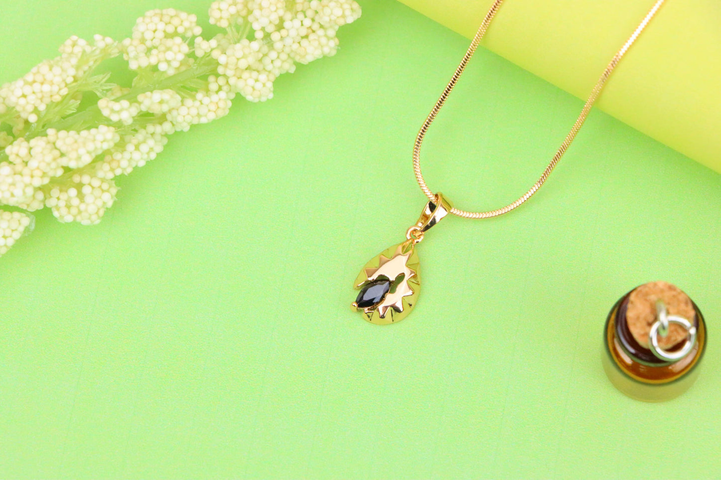 Teardrop Leaf Pendant with Marquise Black Stone in Gold Finish, XPPT1725 (2150-9)
