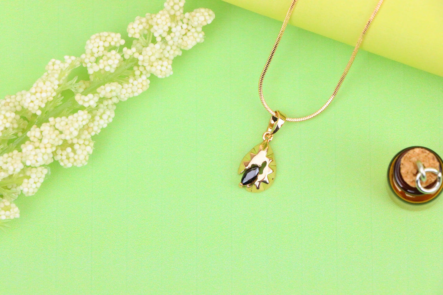 Teardrop Leaf Pendant with Marquise Black Stone in Gold Finish, XPPT1725 (2150-9)