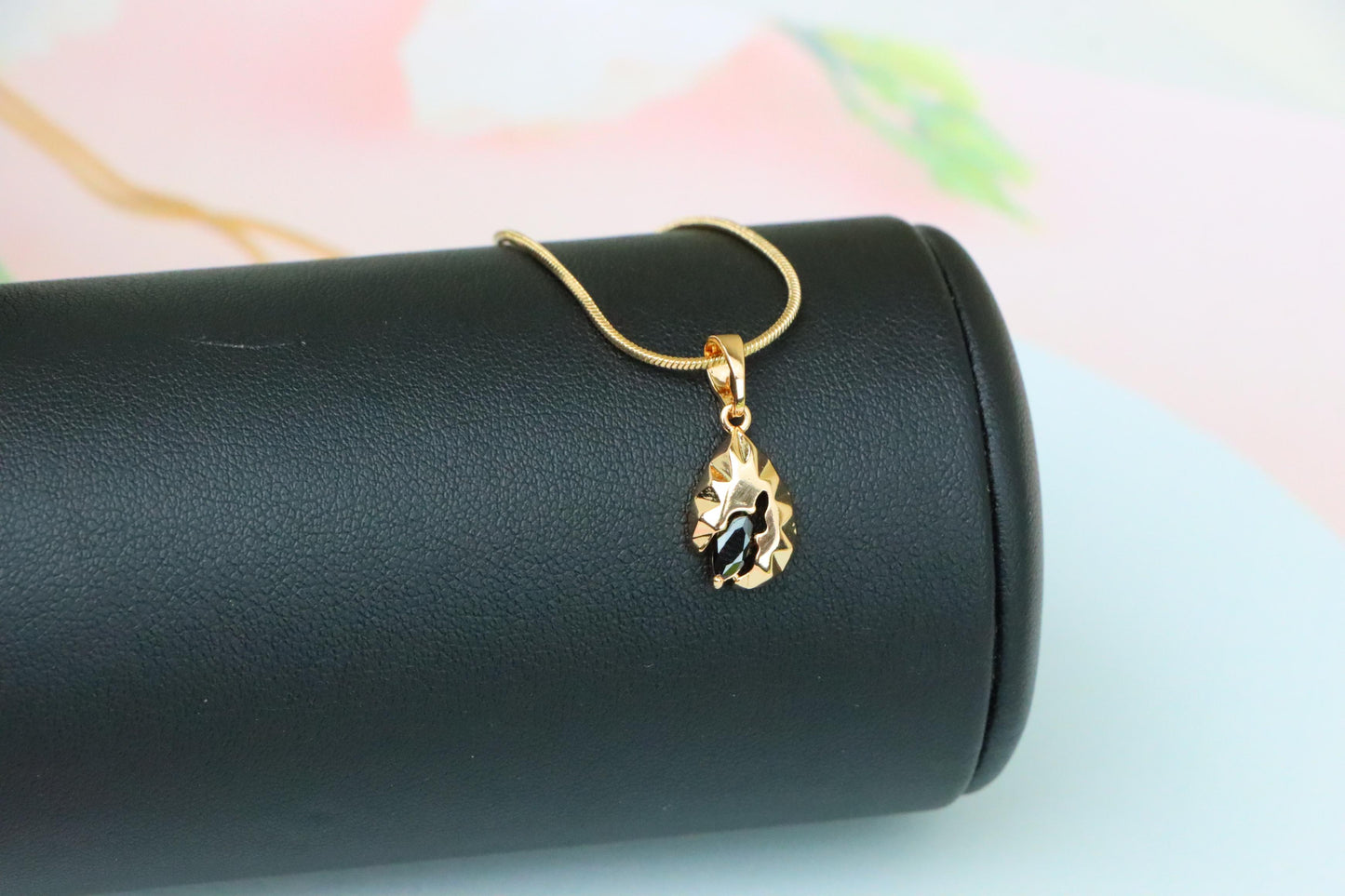 Teardrop Leaf Pendant with Marquise Black Stone in Gold Finish, XPPT1725 (2150-9)