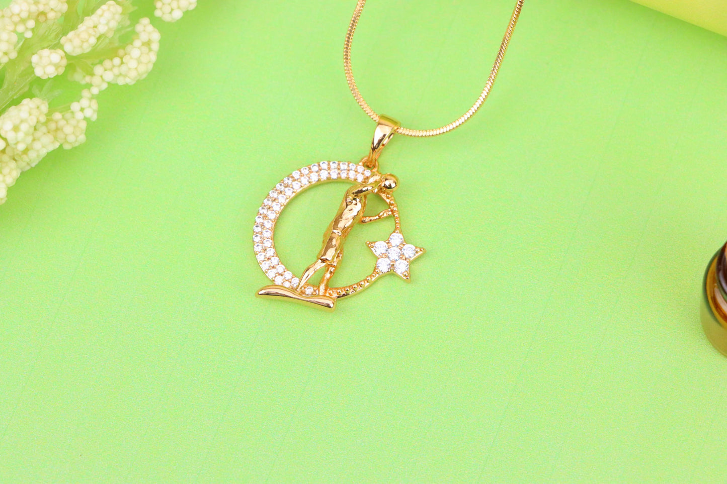 Basketball Player Moon Star Rose Gold Pendant for Men & Women, XPPT1281 (2128-7)