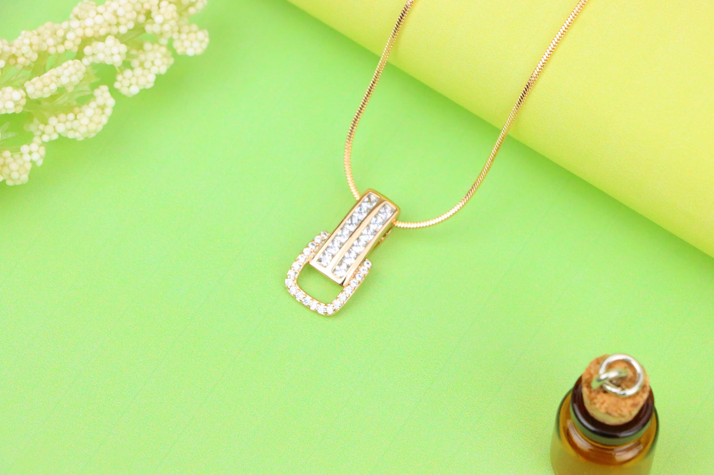 Modern Geometric Rectangle Rose Gold Pendant with Sparkling Accents, XPPT1282 (2128-8)