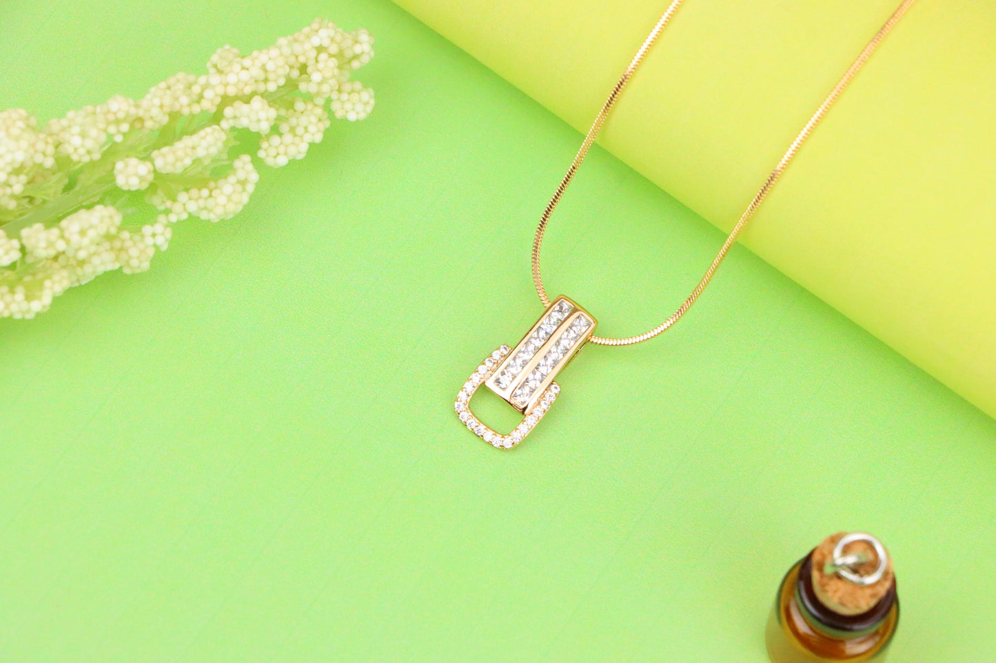 Modern Geometric Rectangle Rose Gold Pendant with Sparkling Accents, XPPT1282 (2128-8)