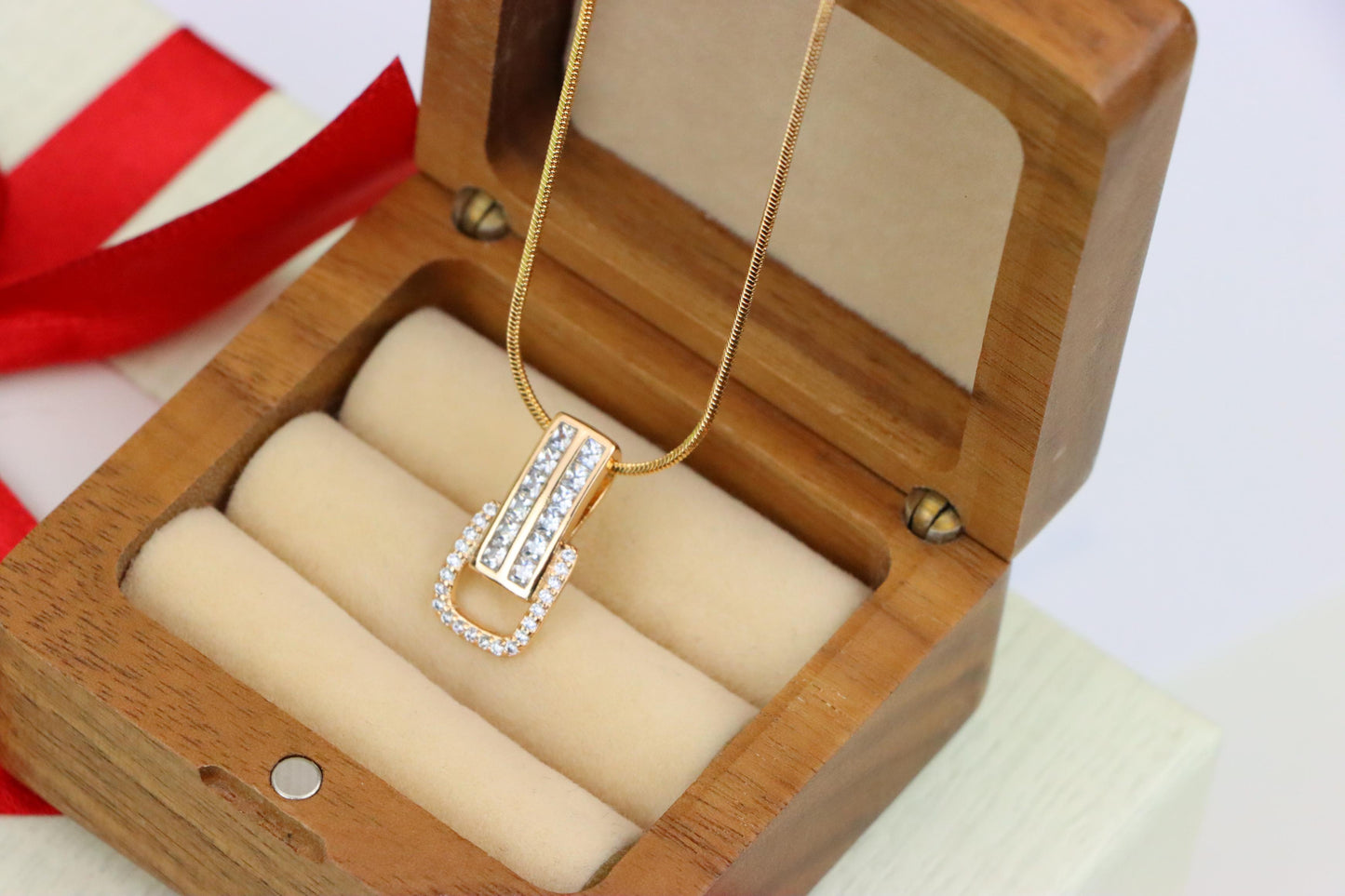 Modern Geometric Rectangle Rose Gold Pendant with Sparkling Accents, XPPT1282 (2128-8)