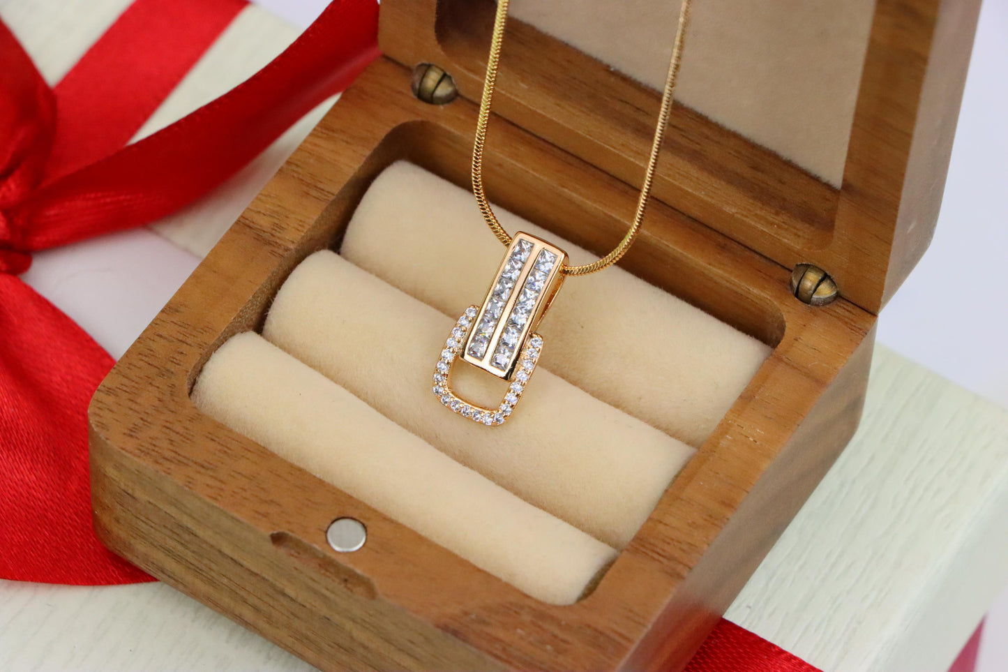 Modern Geometric Rectangle Rose Gold Pendant with Sparkling Accents, XPPT1282 (2128-8)