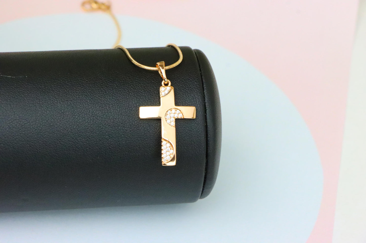 Elegant Rose Gold Cross Pendant with Crystal Accents for Women & Men, XPPT1738 (2151-3)
