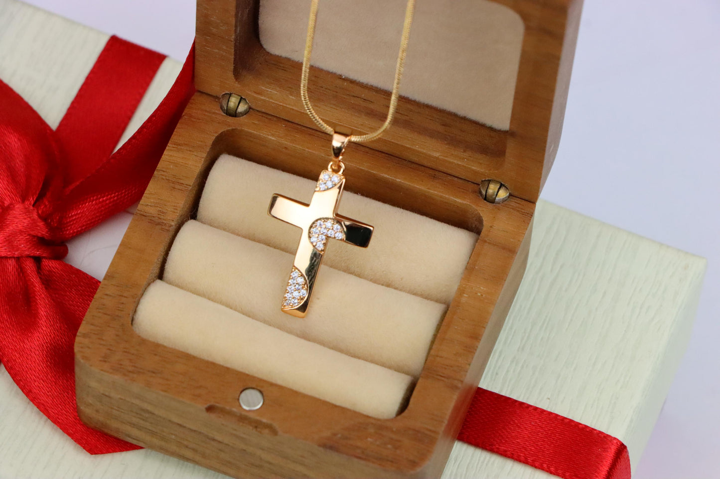 Elegant Rose Gold Cross Pendant with Crystal Accents for Women & Men, XPPT1738 (2151-3)