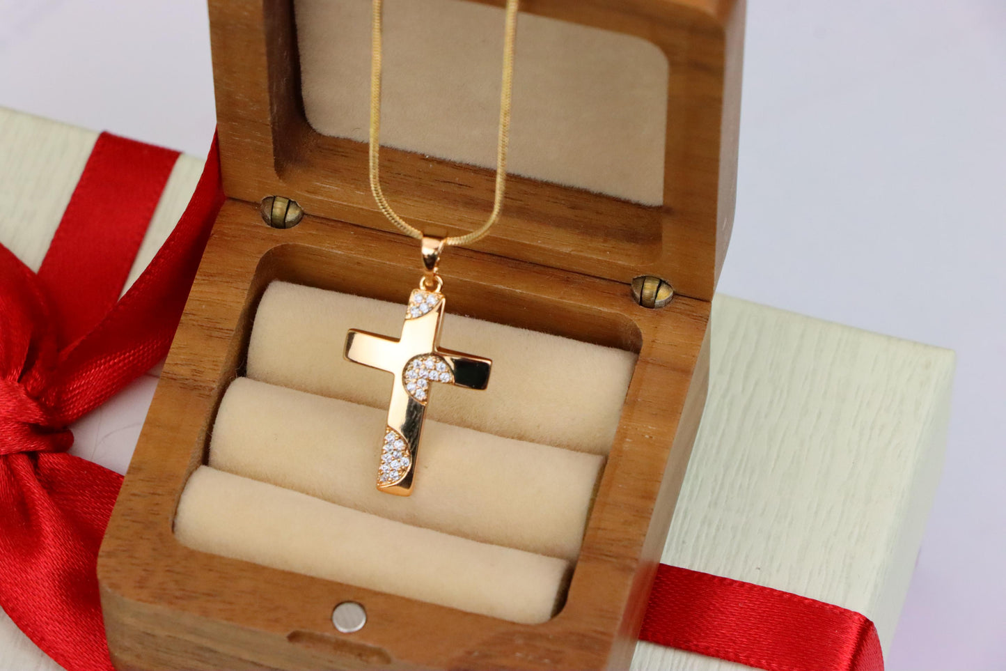 Elegant Rose Gold Cross Pendant with Crystal Accents for Women & Men, XPPT1738 (2151-3)