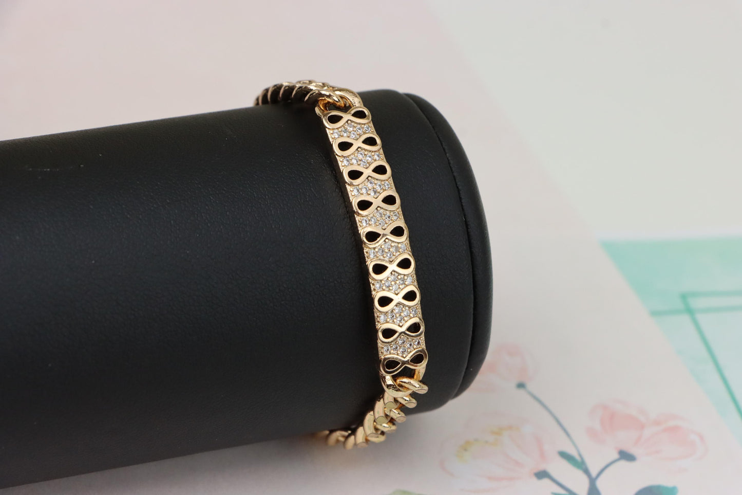 Elegant Infinity Pattern Rose Gold Bracelet with Sparkling CZ Stones, XPBL0965 (2097-4)