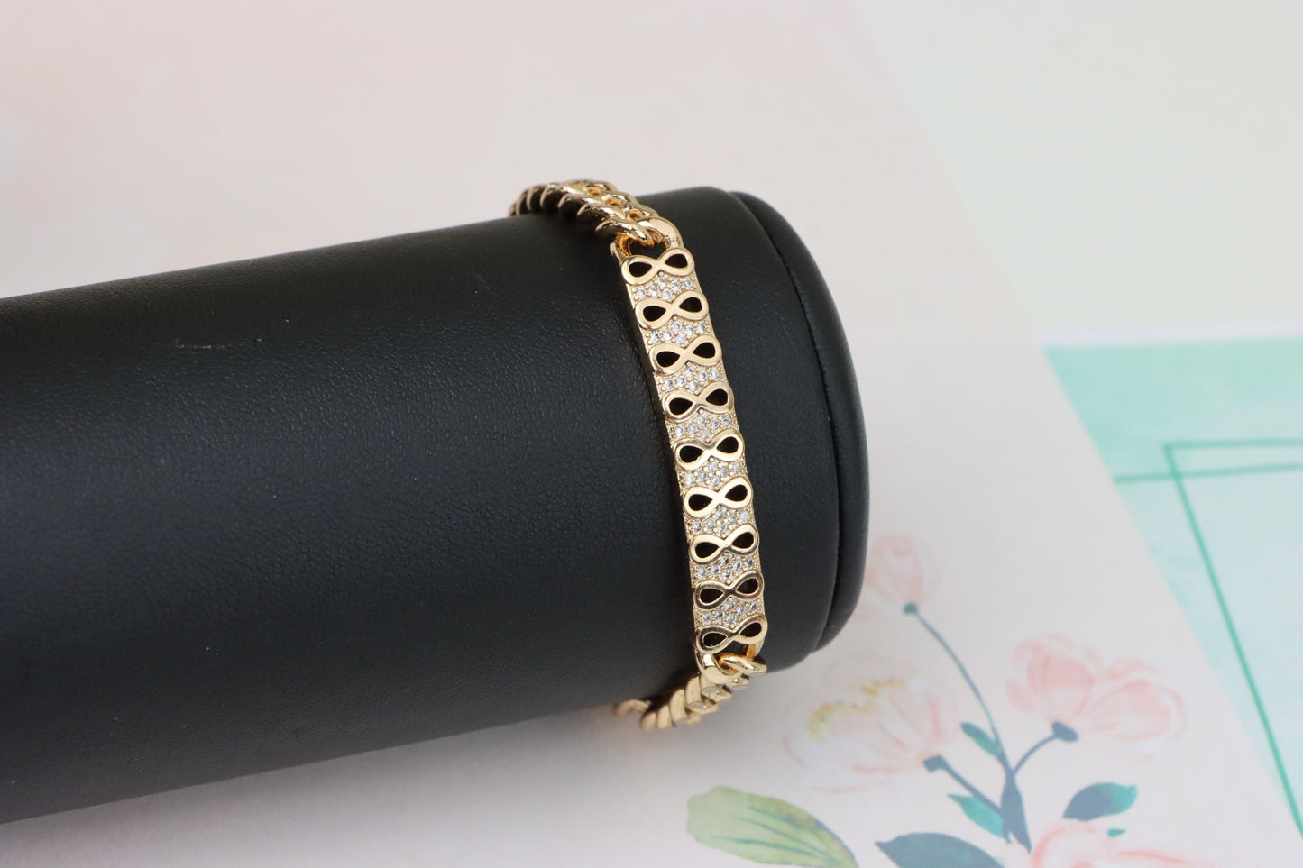 Elegant Infinity Pattern Rose Gold Bracelet with Sparkling CZ Stones, XPBL0965 (2097-4)