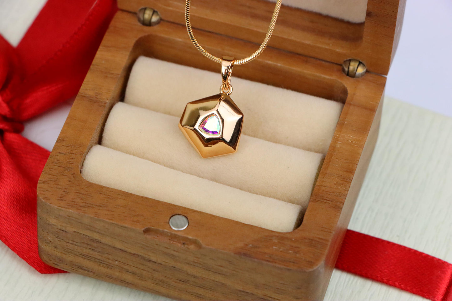 Gold-Plated Satin White Pendant with Iridescent Center Stone, XPPT1749 (2152-1)