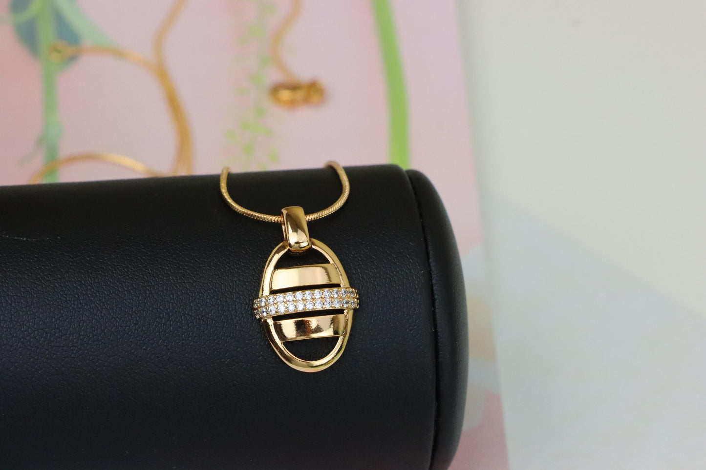 Rose Gold Oval Pendant with Crystal Accent Stripe – Elegant Design, XPPT1296 (2130-2)