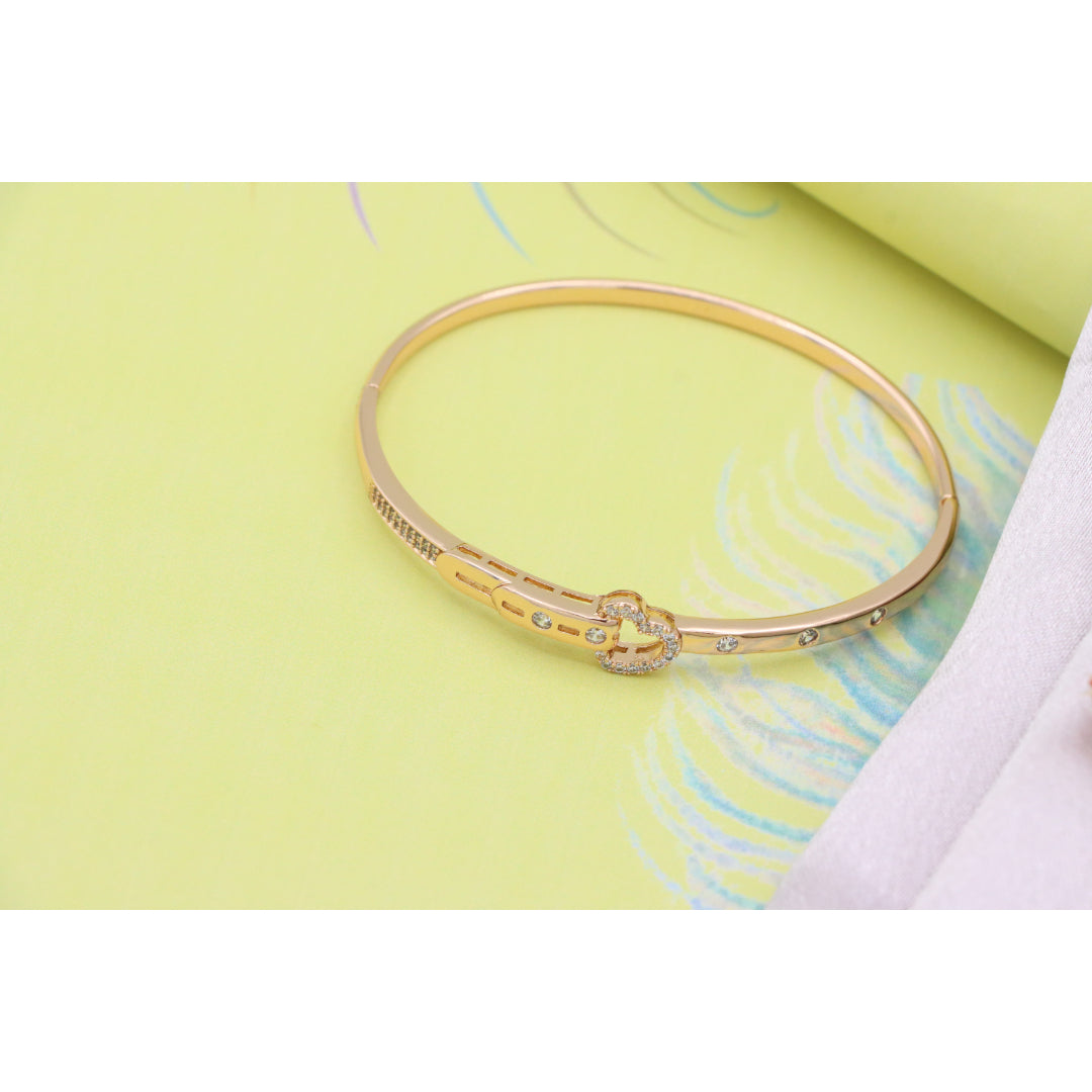 Rose Gold Bangle with Crystal Heart Centerpiece, Elegant Bracelet, XPBL0601 (2060-10)