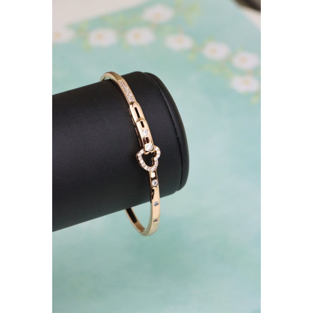 Rose Gold Bangle with Crystal Heart Centerpiece, Elegant Bracelet, XPBL0601 (2060-10)