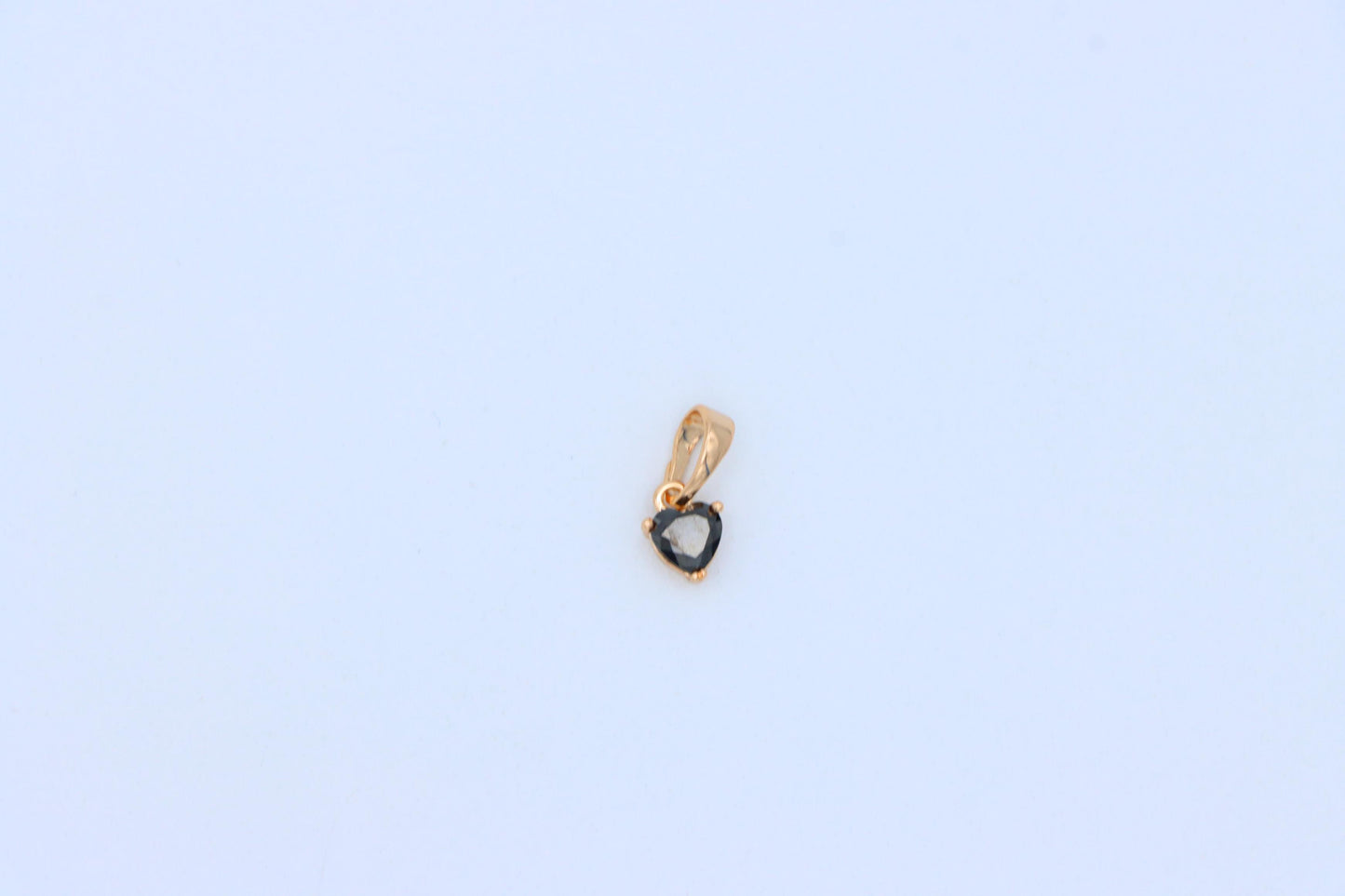 Mini Heart-Shaped Black Pendant in Gold Plated Brass, XPPT1303 (2130-8)