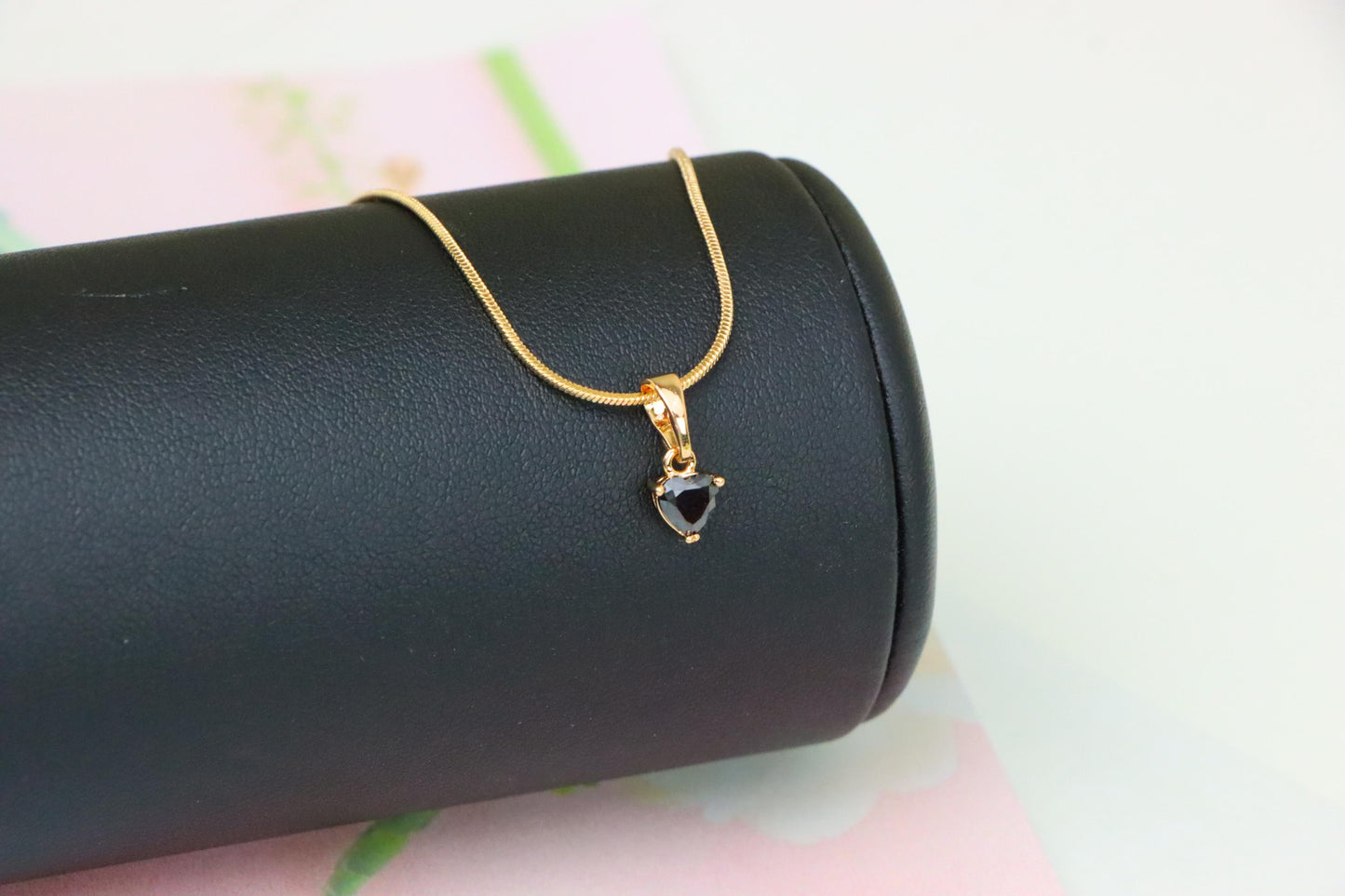 Mini Heart-Shaped Black Pendant in Gold Plated Brass, XPPT1303 (2130-8)