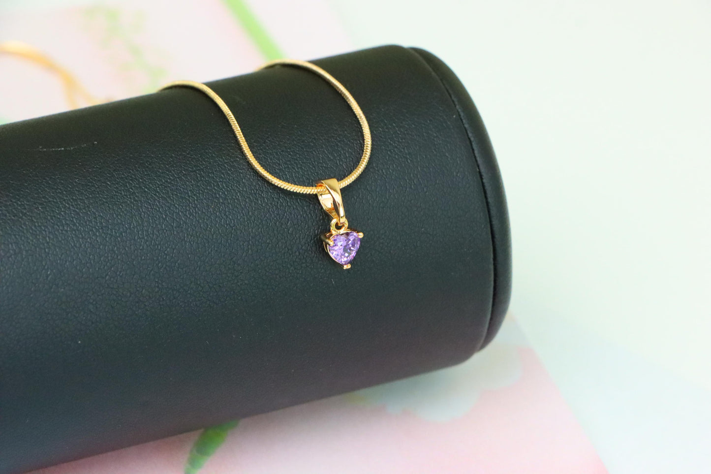 Elegant Heart-Shaped Purple Pendant in Gold, XPPT1304 (2130-8)