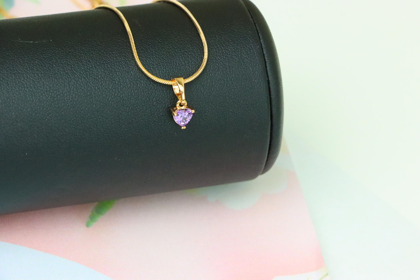 Elegant Heart-Shaped Purple Pendant in Gold, XPPT1304 (2130-8)