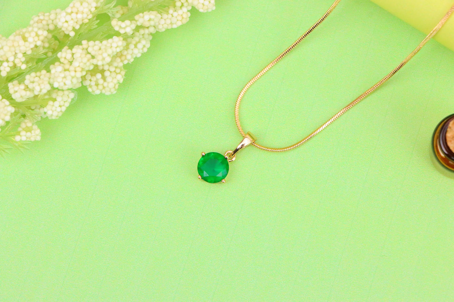 Round Green Stone Pendant in Gold Plated Brass – Minimalist Elegance, XPPT1757 (2152-3)