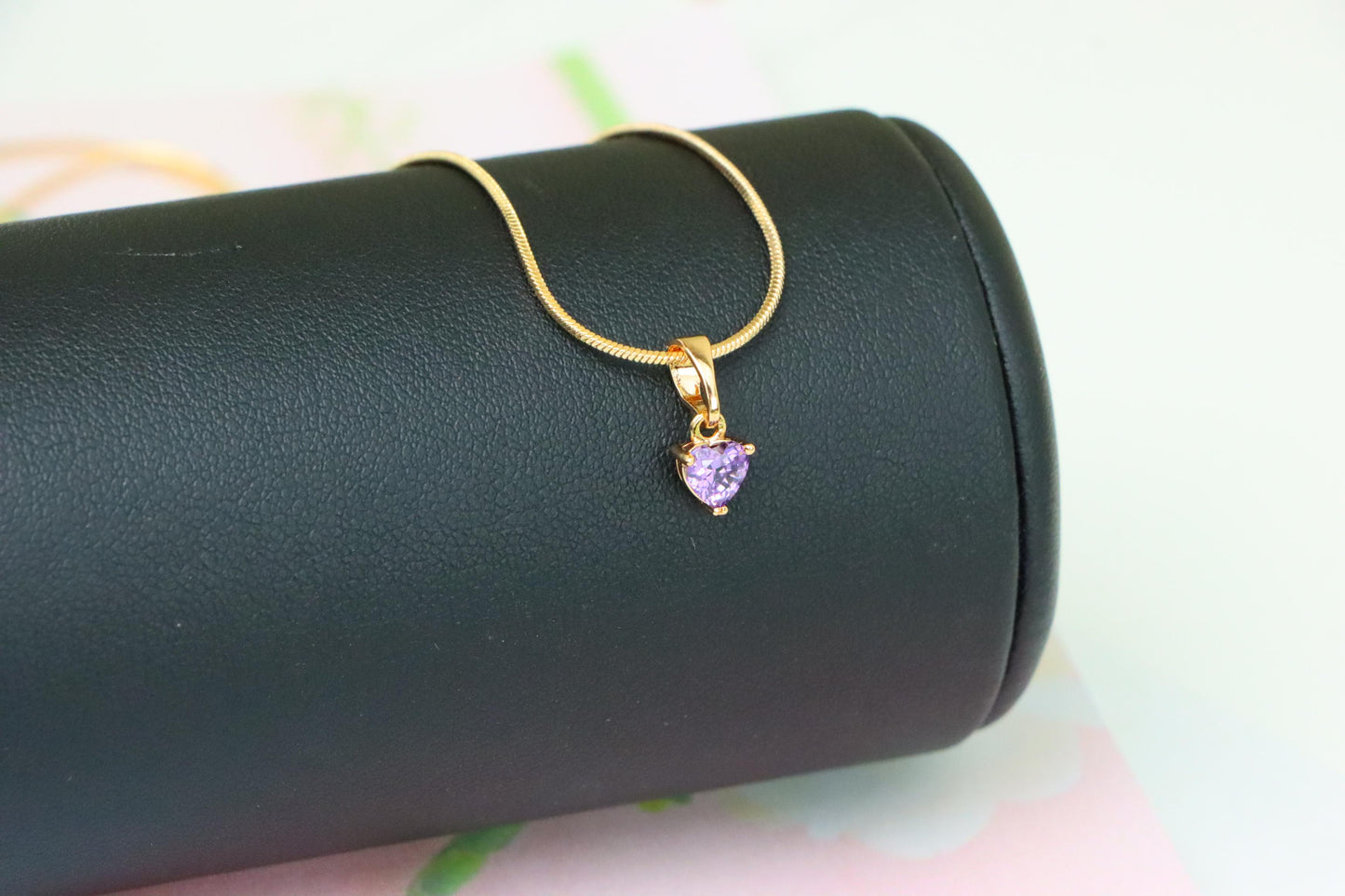 Elegant Heart-Shaped Purple Pendant in Gold, XPPT1304 (2130-8)