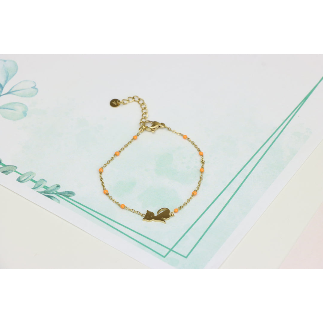 Elegant Yellow Gold Adjustable Bracelet with Sparkling Center Stone, XPBL0609 (2061-8)