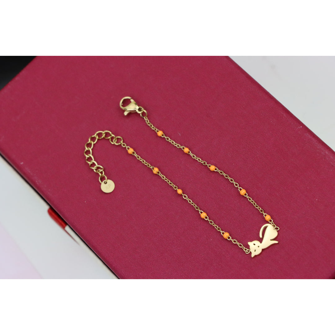 Elegant Yellow Gold Adjustable Bracelet with Sparkling Center Stone, XPBL0609 (2061-8)