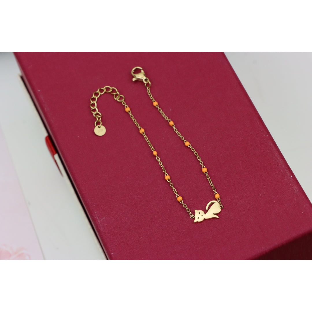 Elegant Yellow Gold Adjustable Bracelet with Sparkling Center Stone, XPBL0609 (2061-8)